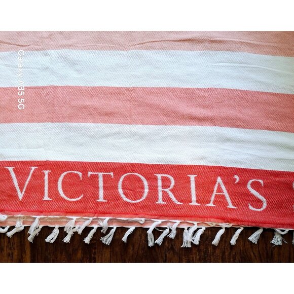 Victoria’s Secret Blanket White And Pink Color, 50" X 60" - Picture 4 of 5